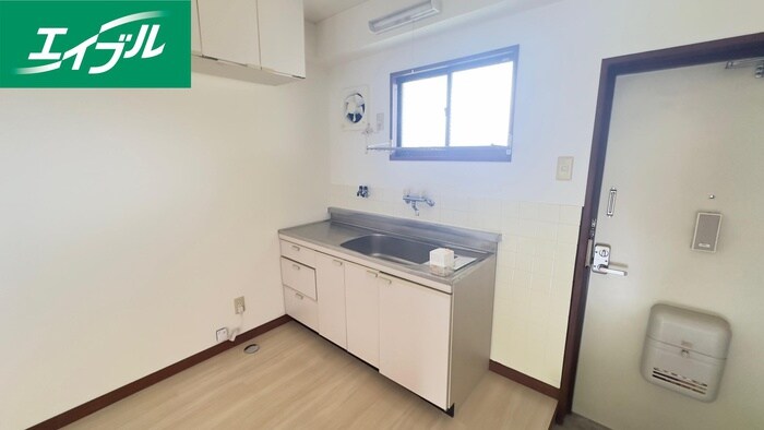 物件内観写真8　(キッチン)