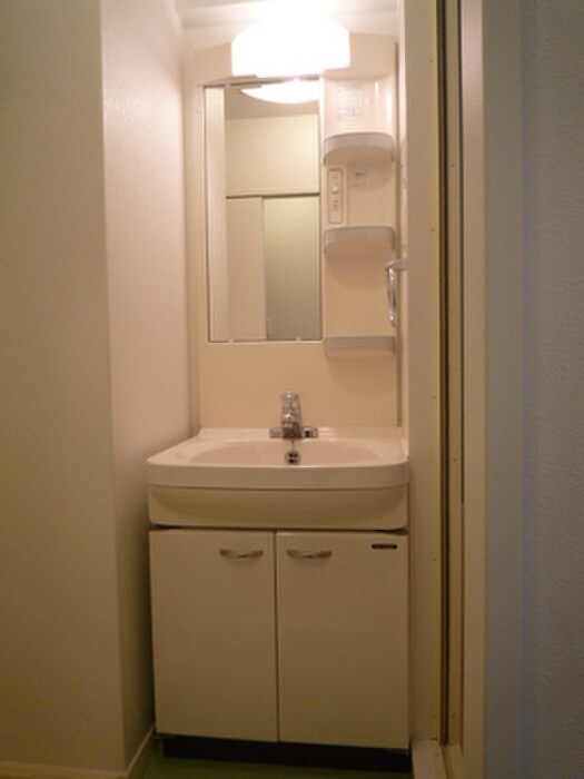 物件内観写真6　(洗面)
