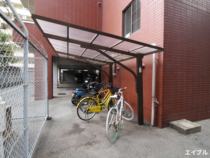 物件外観写真6　(駐輪場)