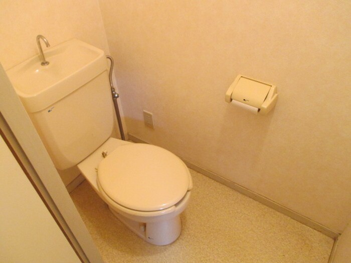 物件内観写真14　(トイレ)