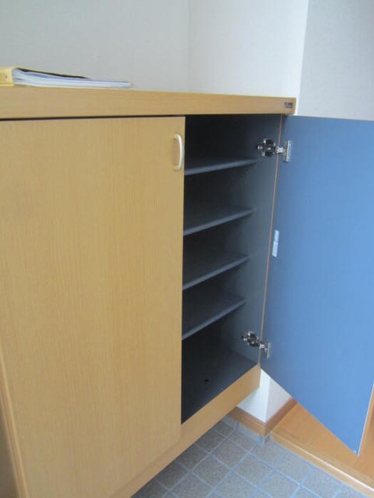 物件内観写真14　(靴箱)