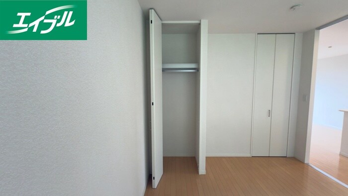 物件内観写真13　(収納)