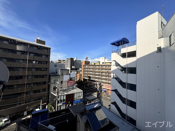 物件内観写真16　(室内からの展望)