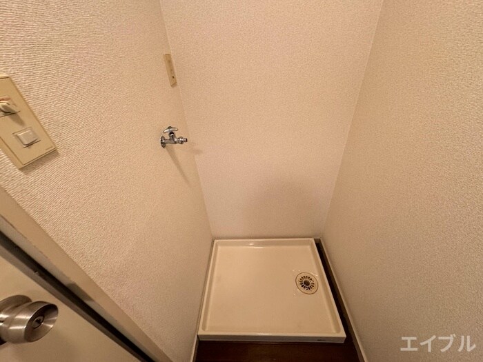 物件内観写真19　(洗濯機置場)