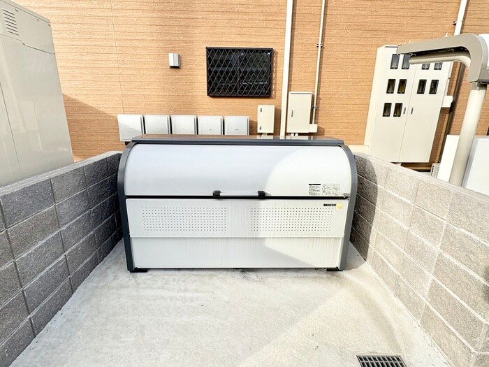 物件外観写真6　(建物設備)