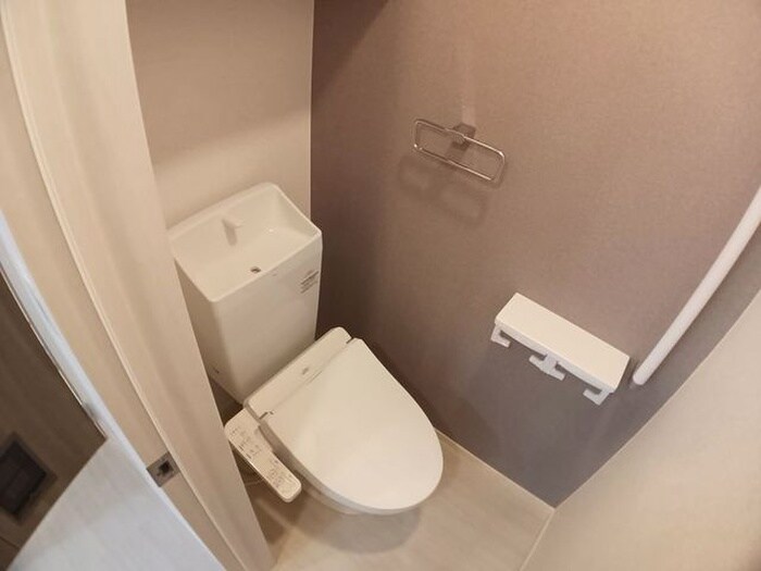 物件内観写真12　(トイレ)