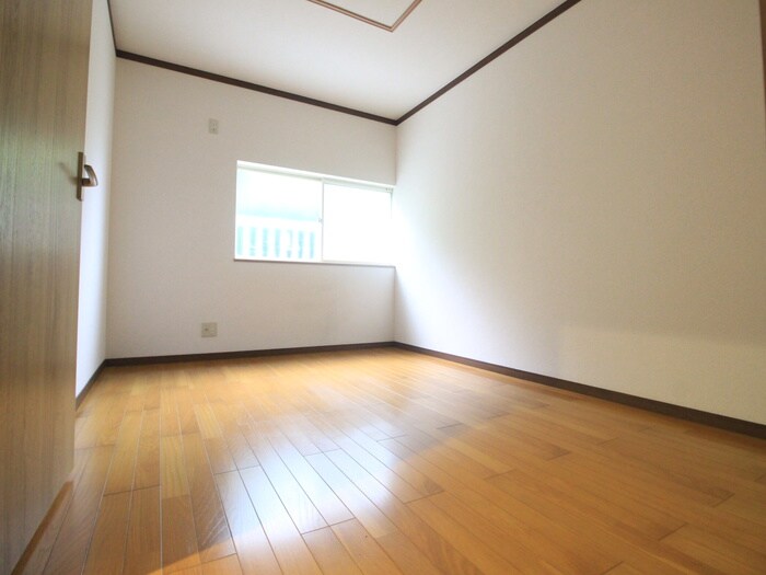 物件内観写真16　(居室)