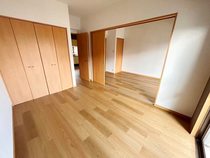 物件内観写真8　(居室)