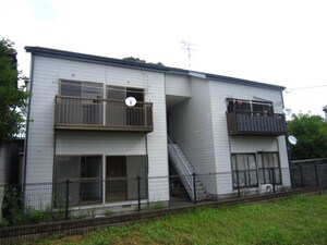 山崎アパート外観写真