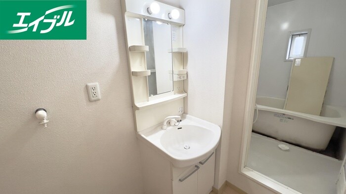 物件内観写真12　(洗面)