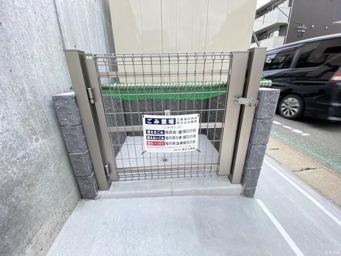 物件外観写真6　(建物設備)