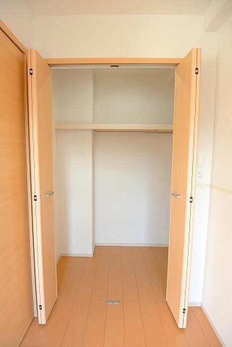 物件内観写真7　(収納)