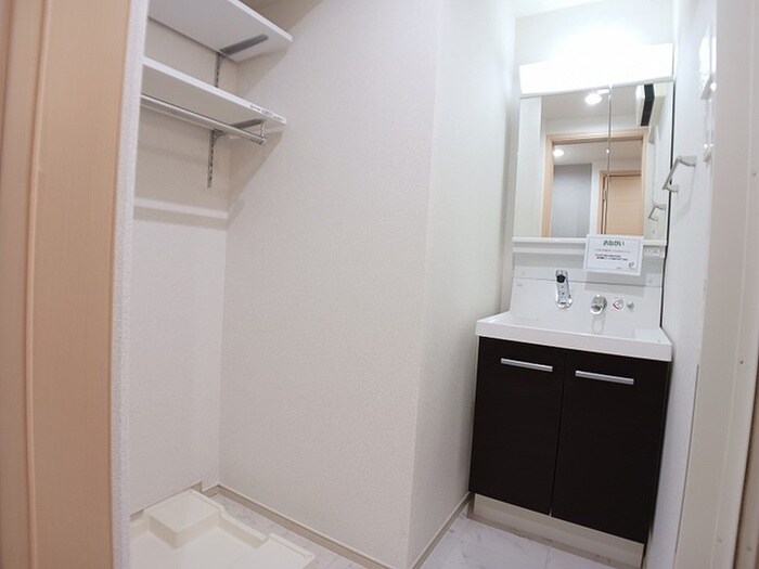 物件内観写真15　(洗面)