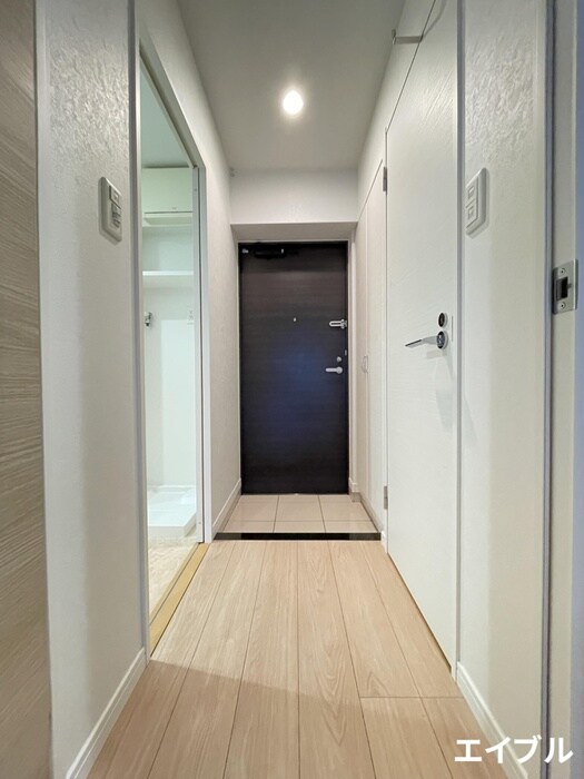 物件内観写真14　(廊下)