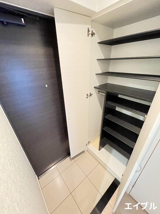 物件内観写真15　(靴箱)