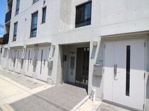 レジデンシャルジェム西新外観写真