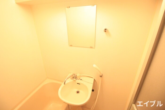 物件内観写真11　(洗面)