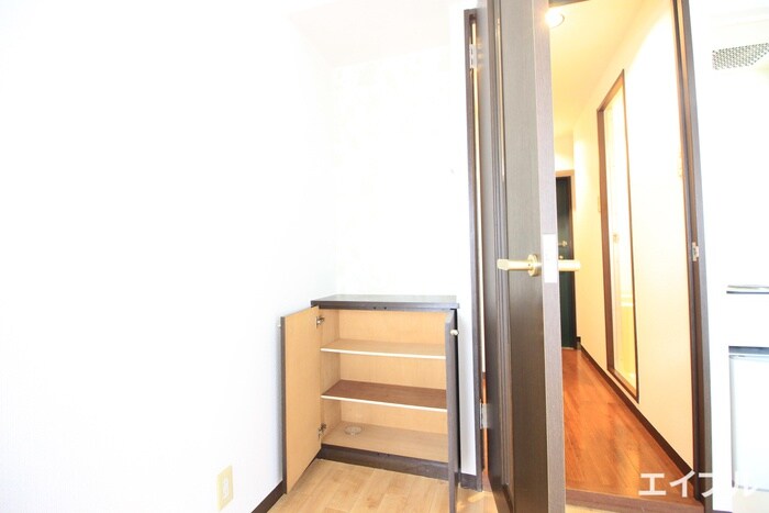 物件内観写真21　(収納)