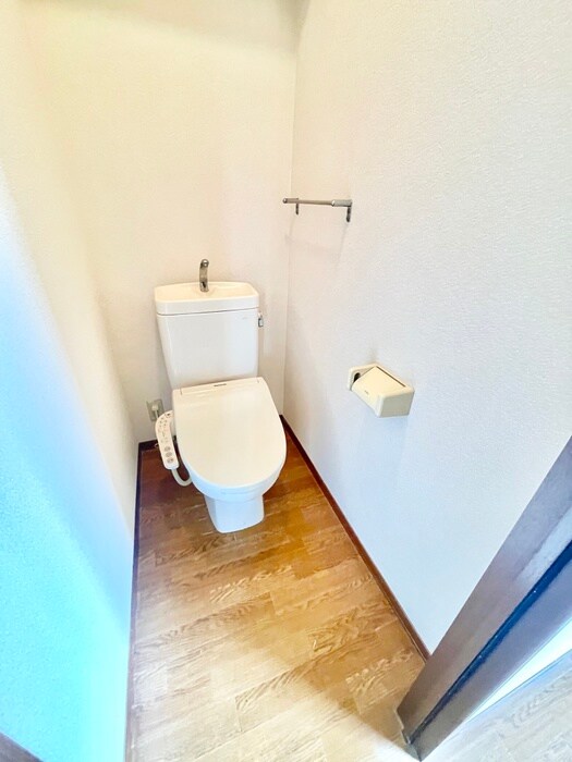 物件内観写真7　(トイレ)