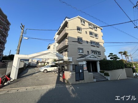 グランヴィスタ寺塚外観写真