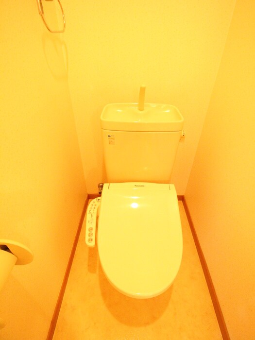 物件内観写真8　(トイレ)