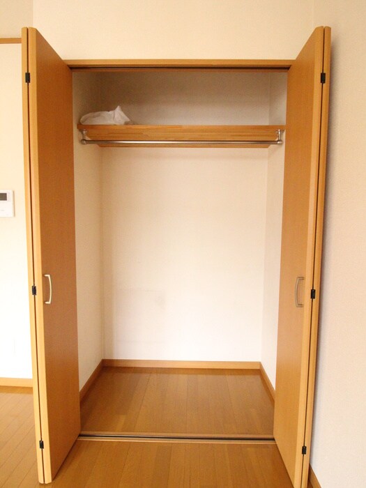 物件内観写真10　(収納)