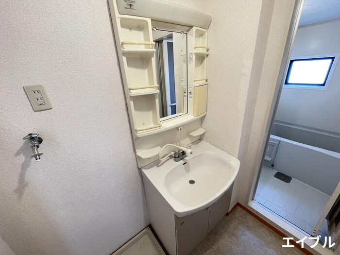 物件内観写真9　(洗面)