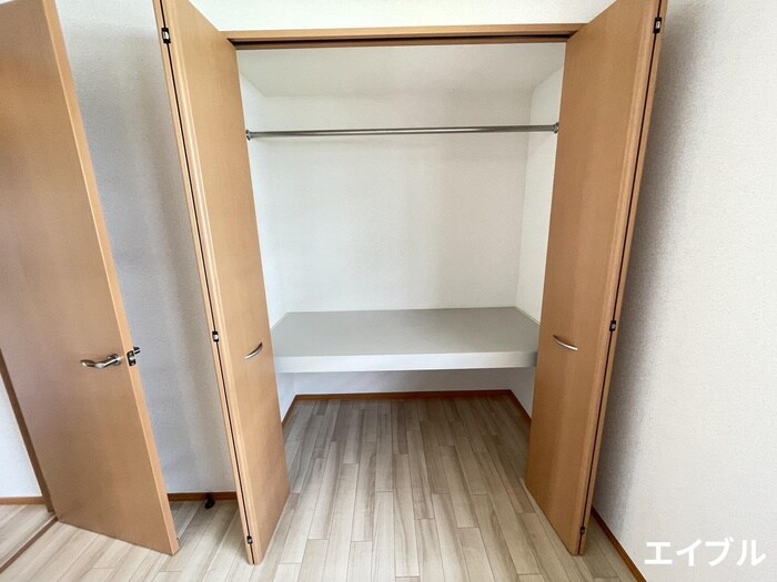 物件内観写真13　(収納)