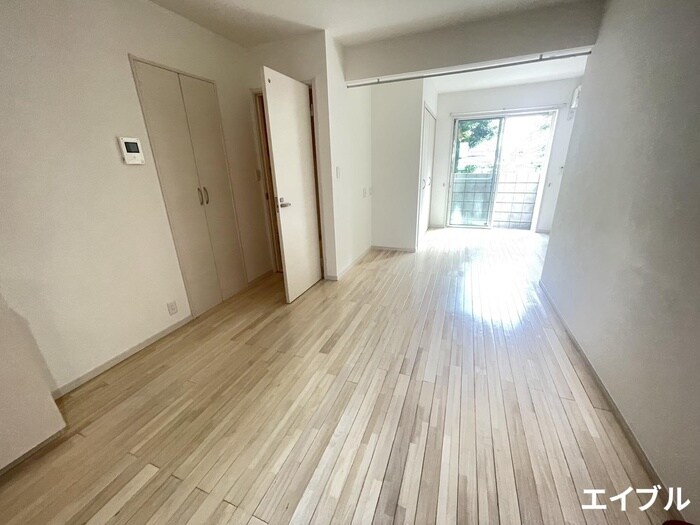 物件内観写真6　(居室)