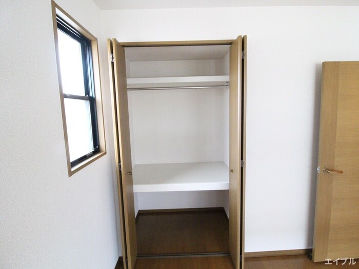 物件内観写真11　(収納)