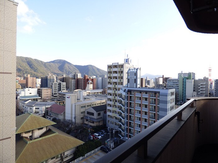 物件内観写真13　(室内からの展望)