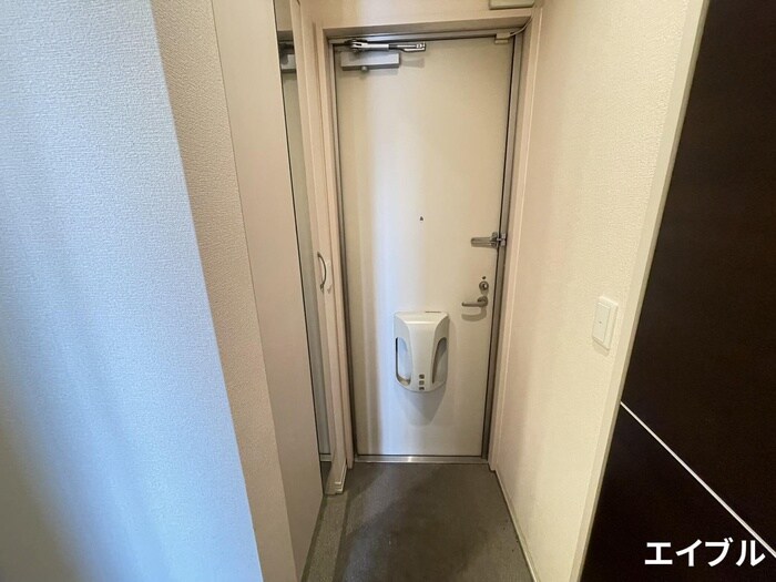物件内観写真10　(玄関)