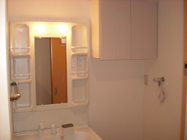 物件内観写真8　(洗面)