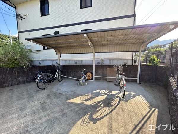 駐輪場