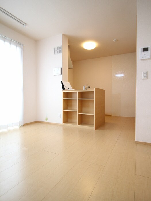 物件内観写真5　(居室)