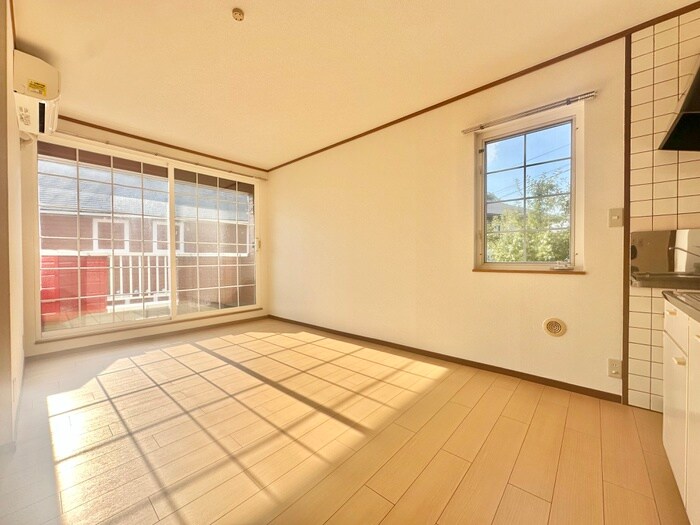 物件内観写真7　(居室)