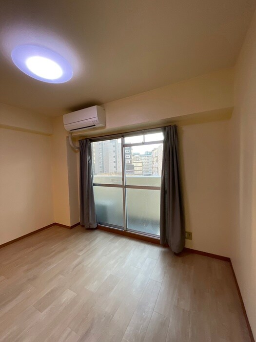 物件内観写真10　(居室)