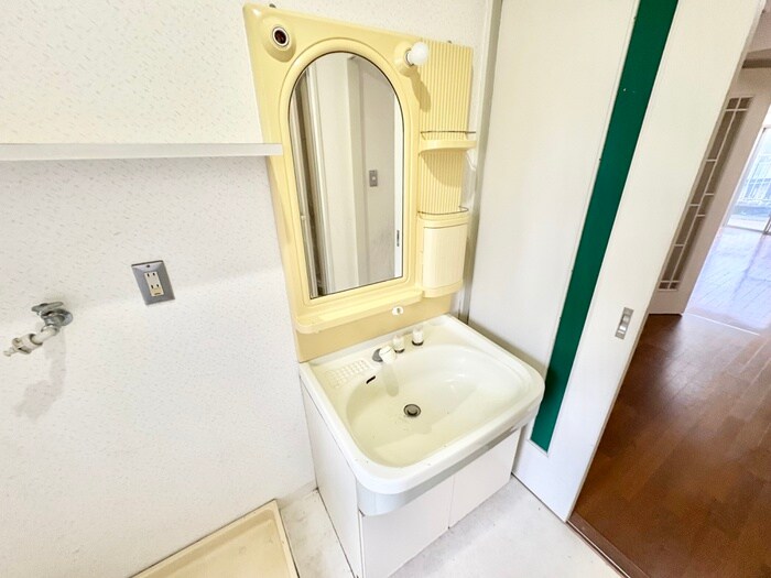 物件内観写真12　(洗面)