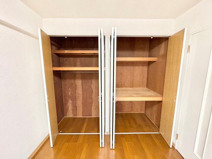 物件内観写真13　(収納)