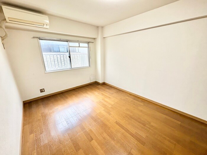 物件内観写真19　(居室)