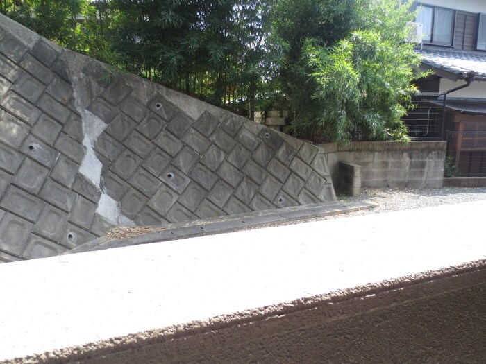 物件内観写真16　(室内からの展望)