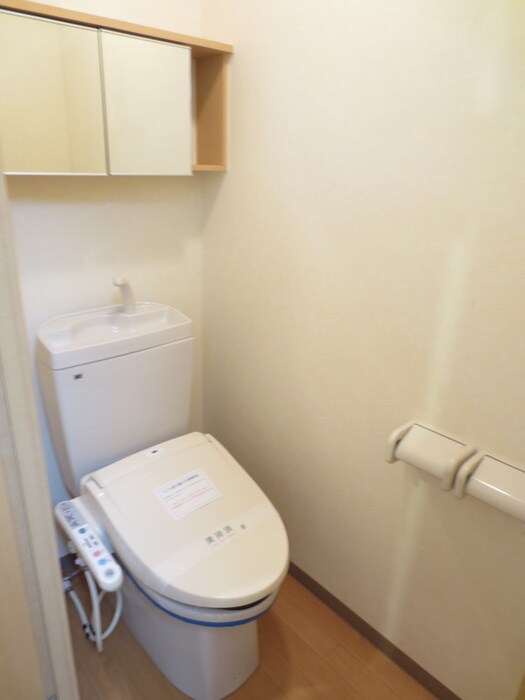 物件内観写真18　(トイレ)