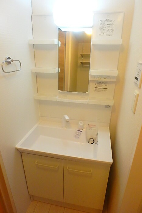 物件内観写真14　(洗面)