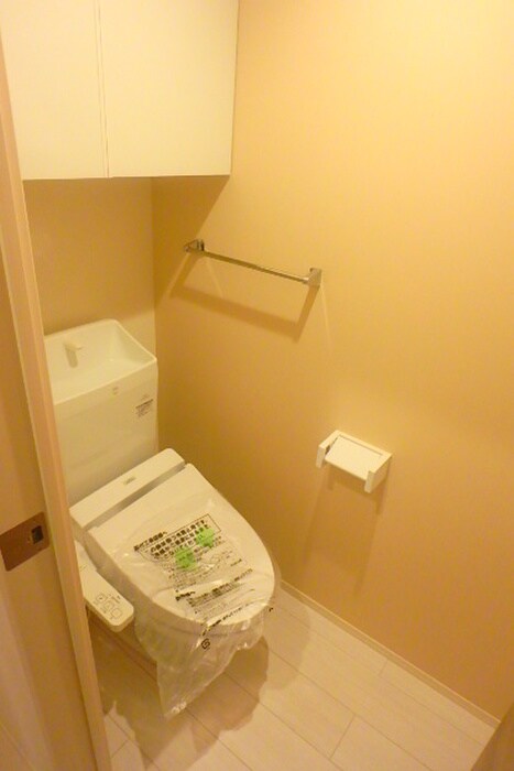 物件内観写真15　(トイレ)