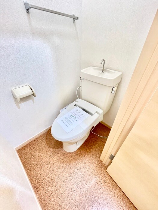 物件内観写真7　(トイレ)