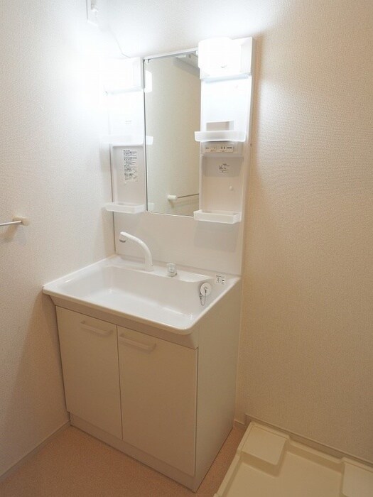 物件内観写真8　(洗面)