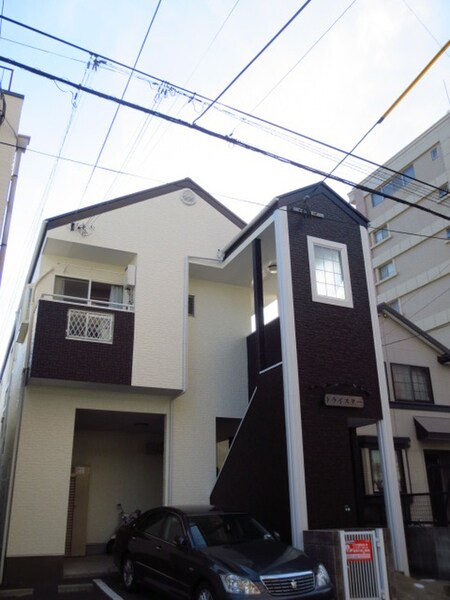 トライスター外観写真