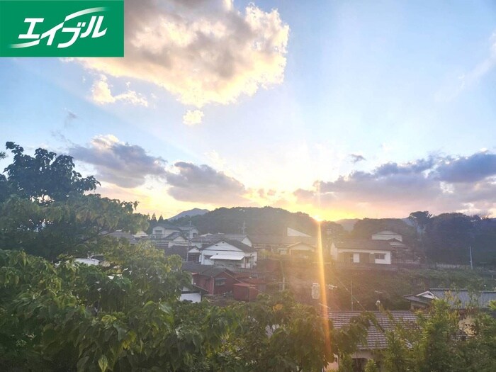 物件内観写真15　(室内からの展望)