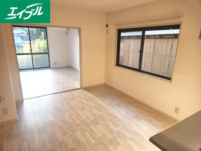 物件内観写真19　(居室)