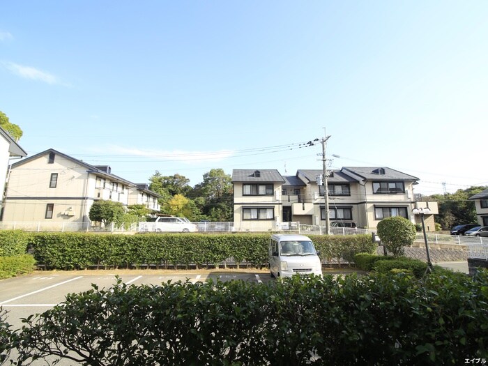 物件内観写真22　(室内からの展望)